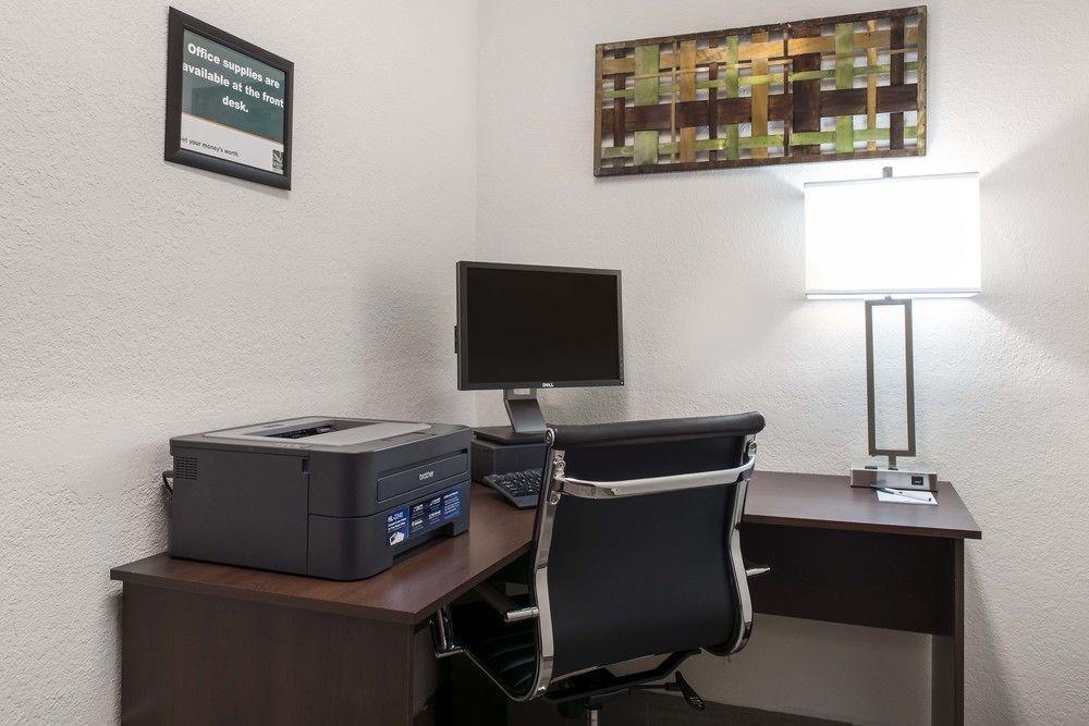 Quality Inn & Suites Anderson I-69 מראה חיצוני תמונה