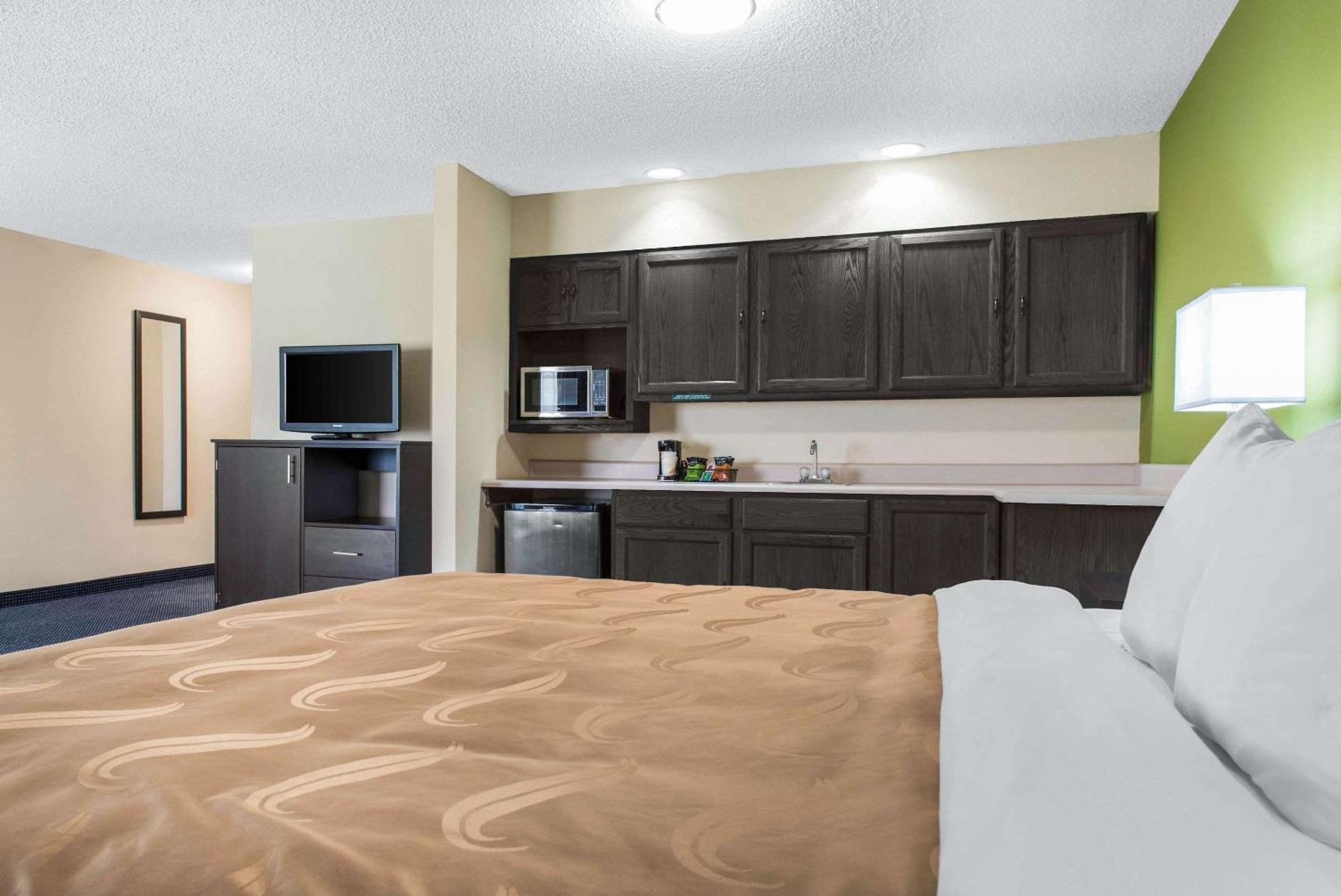 Quality Inn & Suites Anderson I-69 מראה חיצוני תמונה